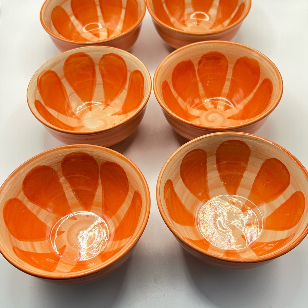 Fun summer cereal/dessert bowl orange pattern.